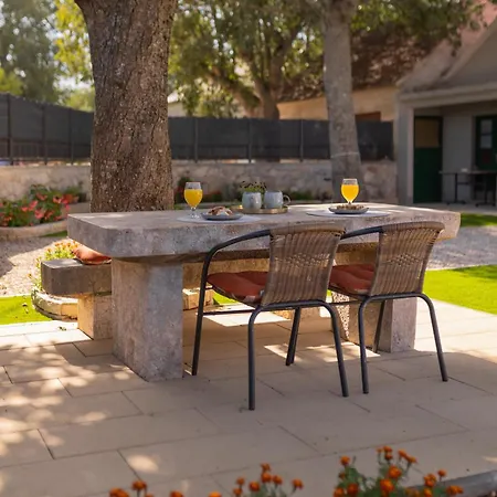 Experience Village Life - Jokini Dvori With Private Pool * Pakovo Selo