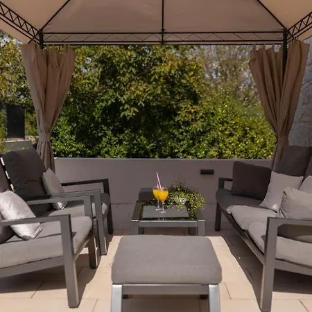 Experience Village Life - Jokini Dvori With Private Pool Pakovo Selo