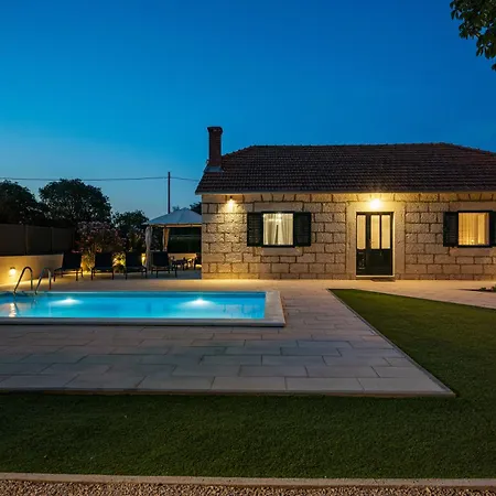 Experience Village Life - Jokini Dvori With Private Pool Pakovo Selo