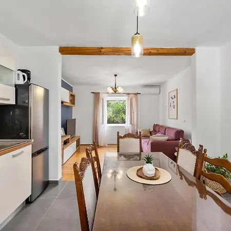 Experience Village Life - Jokini Dvori With Private Pool Tatil Evi *