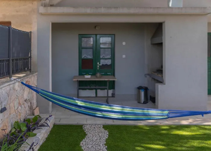 Experience Village Life - Jokini Dvori With Private Pool