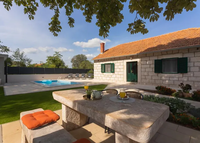 Experience Village Life - Jokini Dvori With Private Pool Pakovo Selo