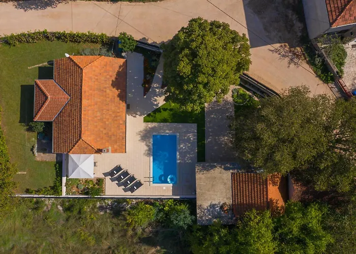 Experience Village Life - Jokini Dvori With Private Pool * Pakovo Selo